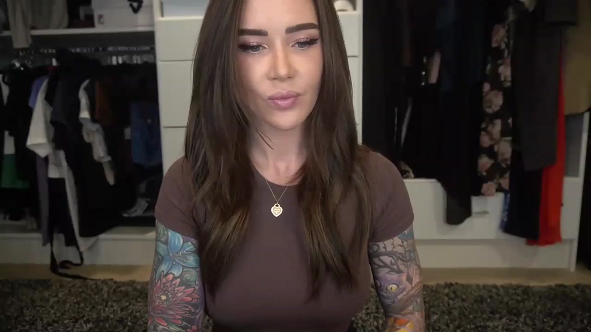 Gallery image thumbnail from VapePapi's myfreecams stream on, 02/24/2023, 23:36 image 4 of 20