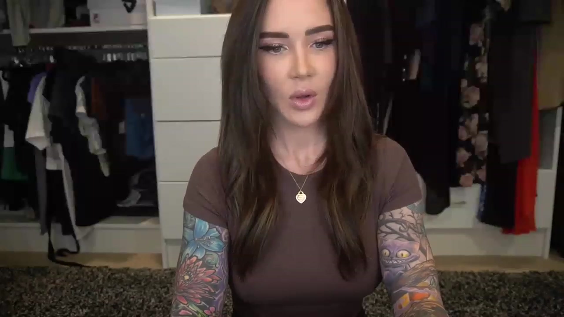 Gallery image thumbnail from VapePapi's myfreecams stream on, 02/24/2023, 23:36 image 2 of 20