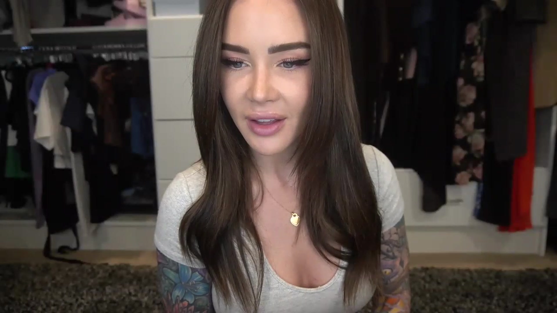 Gallery image thumbnail from VapePapi's myfreecams stream on, 02/27/2023, 23:31 image 19 of 20