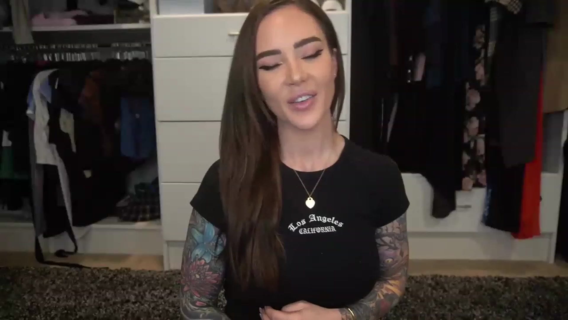 Gallery image thumbnail from VapePapi's myfreecams stream on, 03/05/2023, 21:02 image 17 of 20