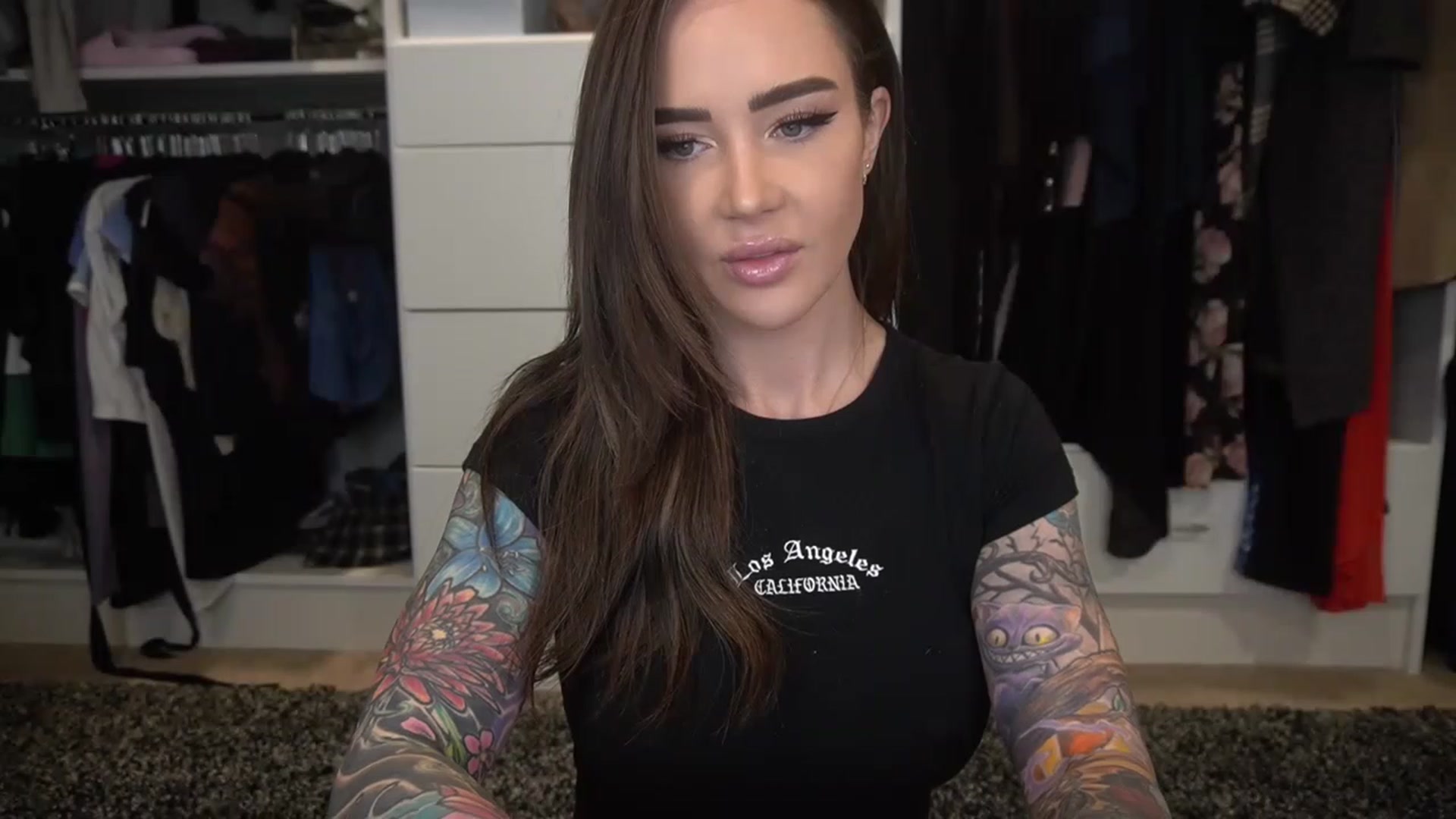 Gallery image thumbnail from VapePapi's myfreecams stream on, 03/05/2023, 21:02 image 7 of 20