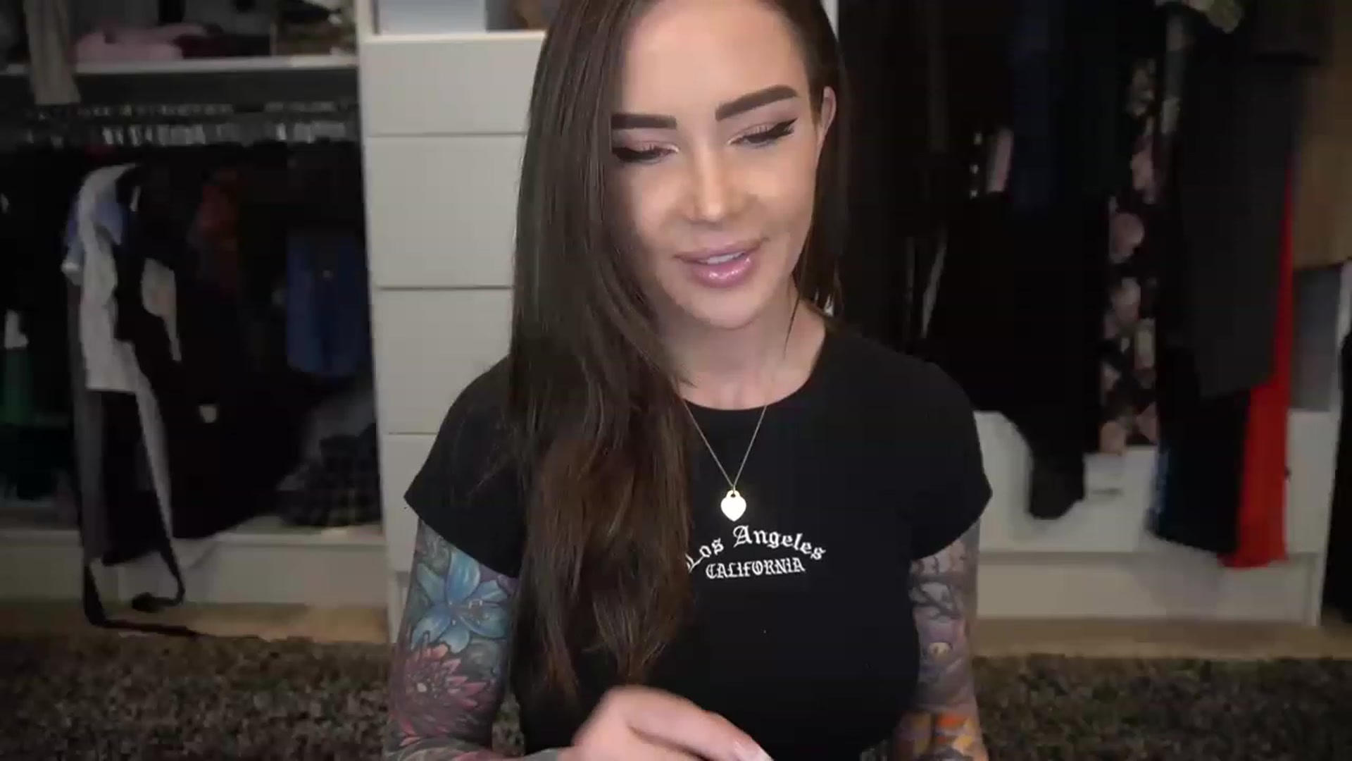 Gallery image thumbnail from VapePapi's myfreecams stream on, 03/05/2023, 21:02 image 10 of 20