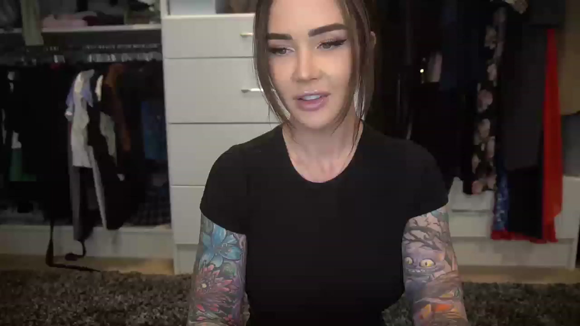 Gallery image thumbnail from VapePapi's myfreecams stream on, 03/07/2023, 23:23 image 1 of 20