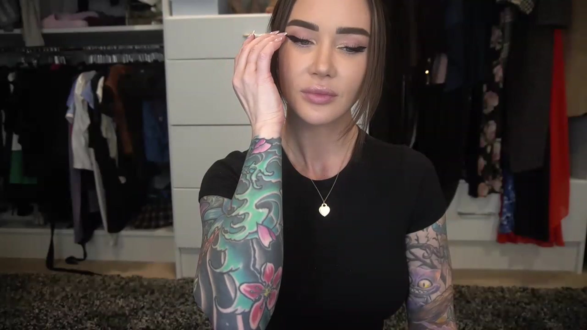 Gallery image thumbnail from VapePapi's myfreecams stream on, 03/07/2023, 23:23 image 17 of 20