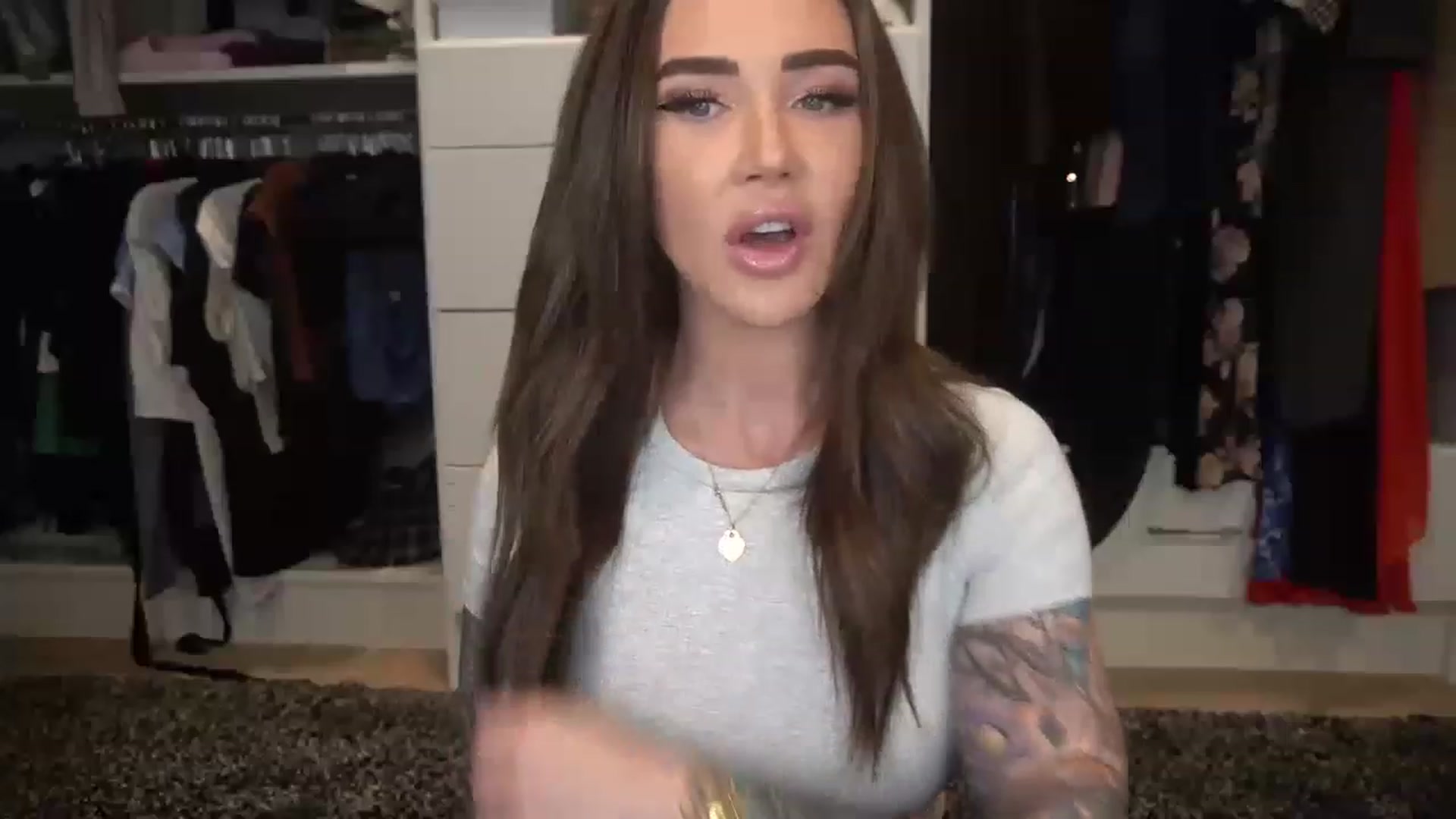 Gallery image thumbnail from VapePapi's myfreecams stream on, 03/08/2023, 23:22 image 19 of 20
