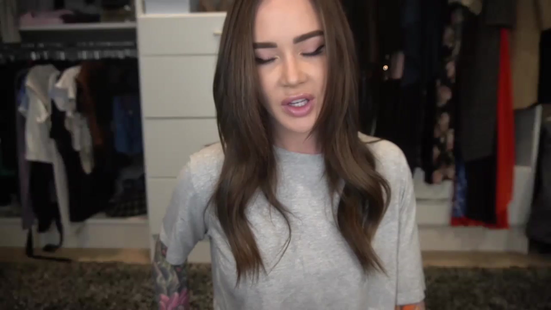 Gallery image thumbnail from VapePapi's myfreecams stream on, 03/10/2023, 23:18 image 18 of 20