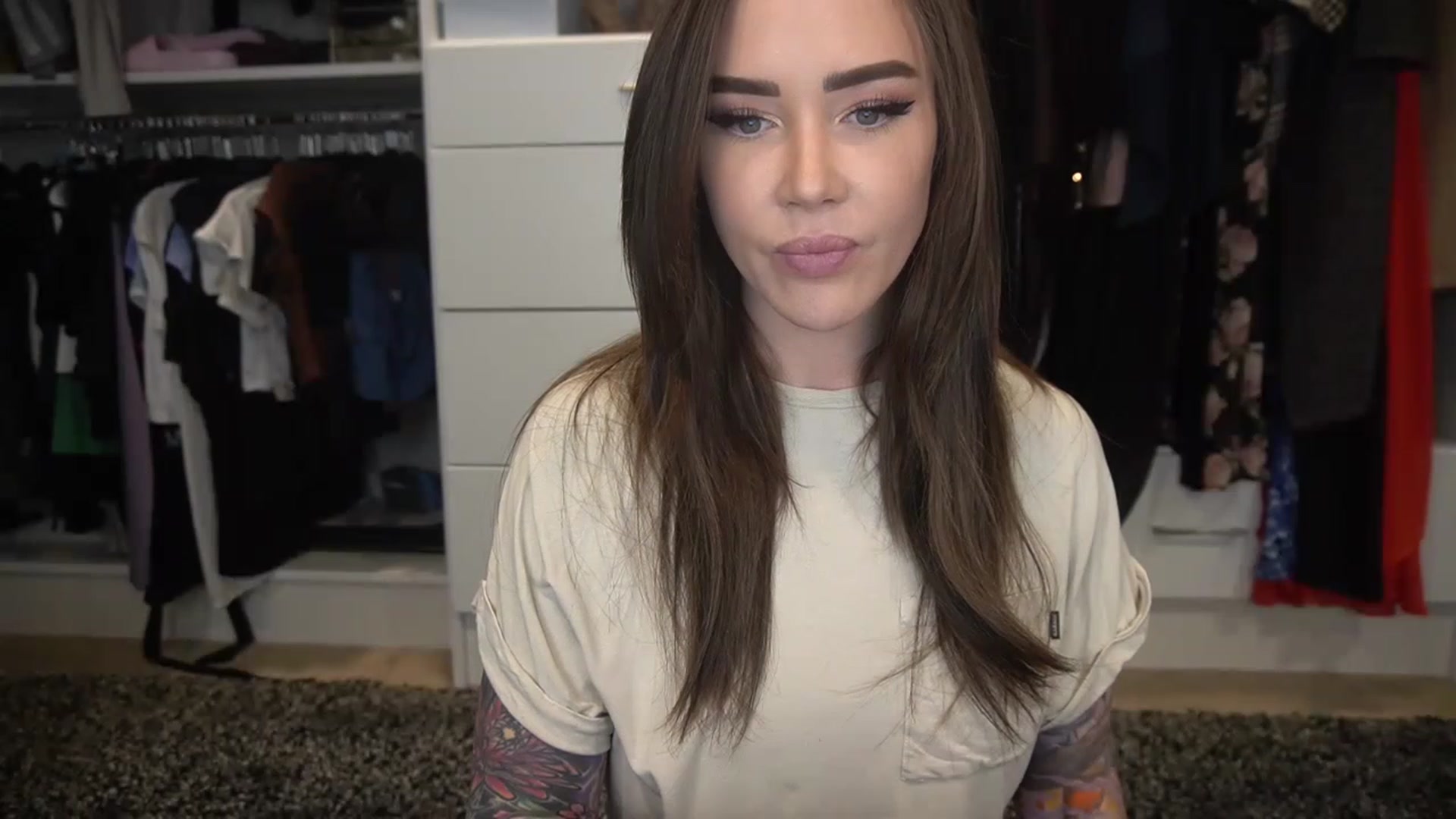 Gallery image thumbnail from VapePapi's myfreecams stream on, 03/12/2023, 20:01 image 20 of 20