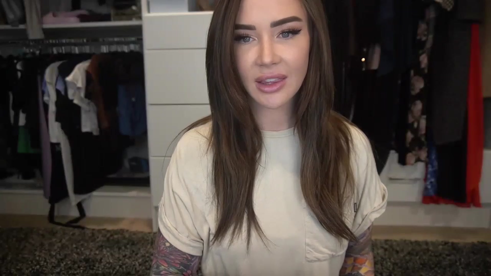 Gallery image thumbnail from VapePapi's myfreecams stream on, 03/12/2023, 20:01 image 12 of 20
