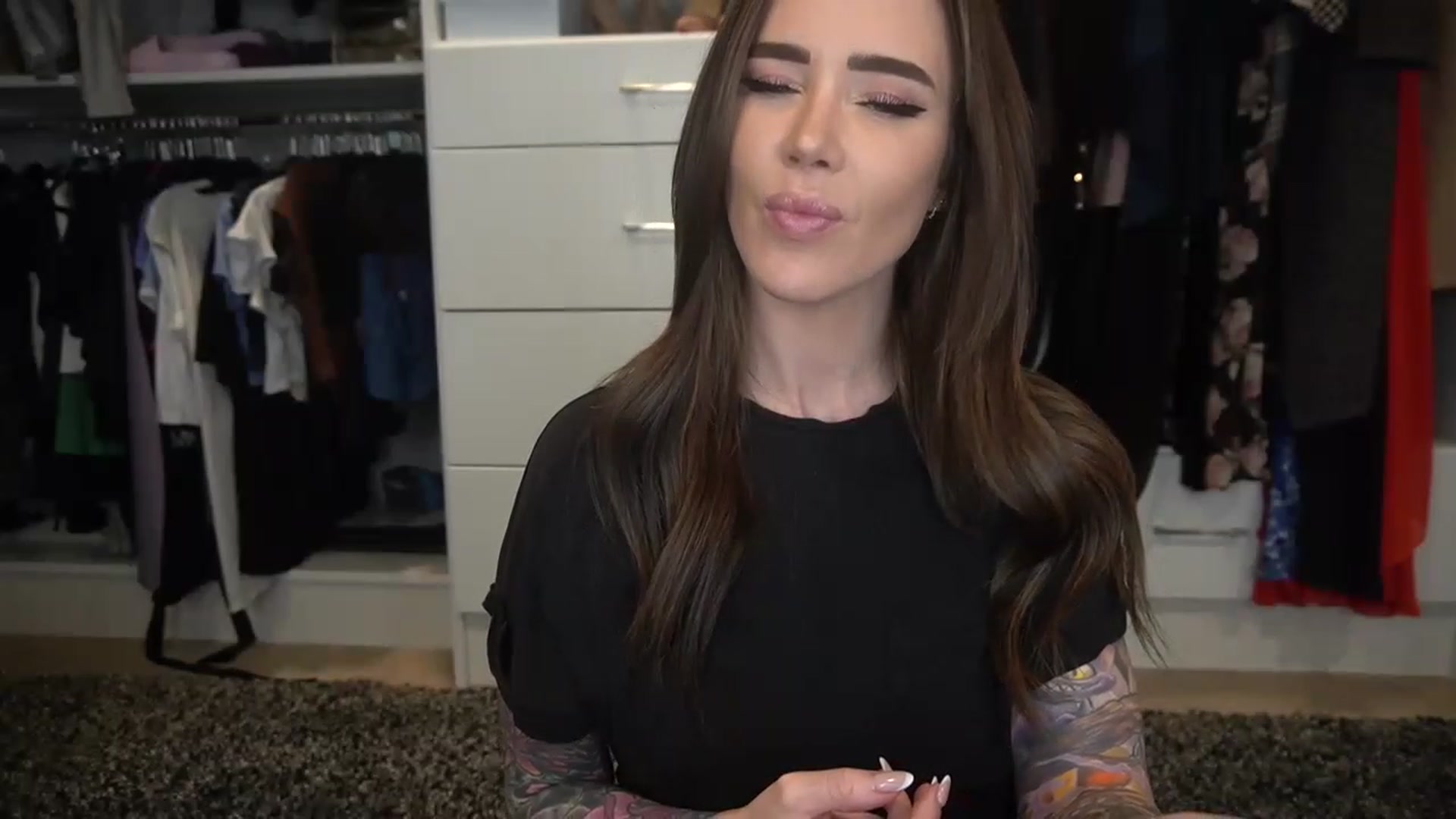 Gallery image thumbnail from VapePapi's myfreecams stream on, 03/13/2023, 22:23 image 19 of 20