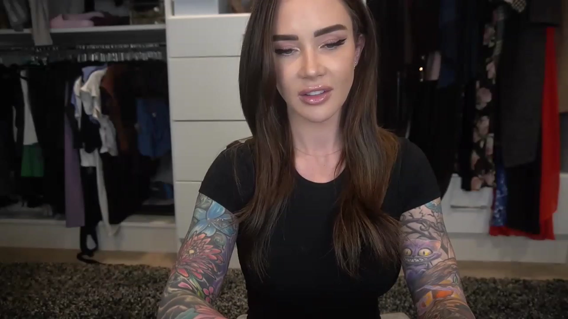 Gallery image thumbnail from VapePapi's myfreecams stream on, 03/14/2023, 22:26 image 6 of 20