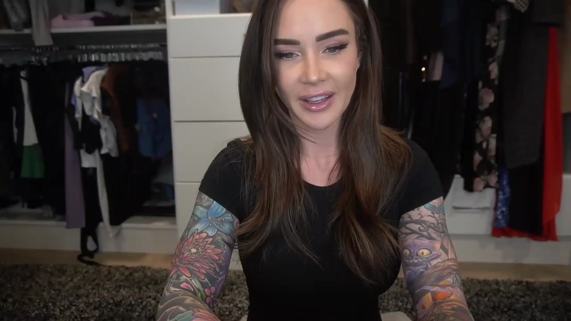 Gallery image thumbnail from VapePapi's myfreecams stream on, 03/14/2023, 22:26 image 1 of 20