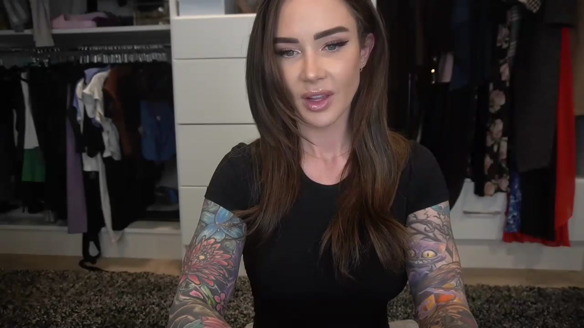 Gallery image thumbnail from VapePapi's myfreecams stream on, 03/14/2023, 22:26 image 4 of 20