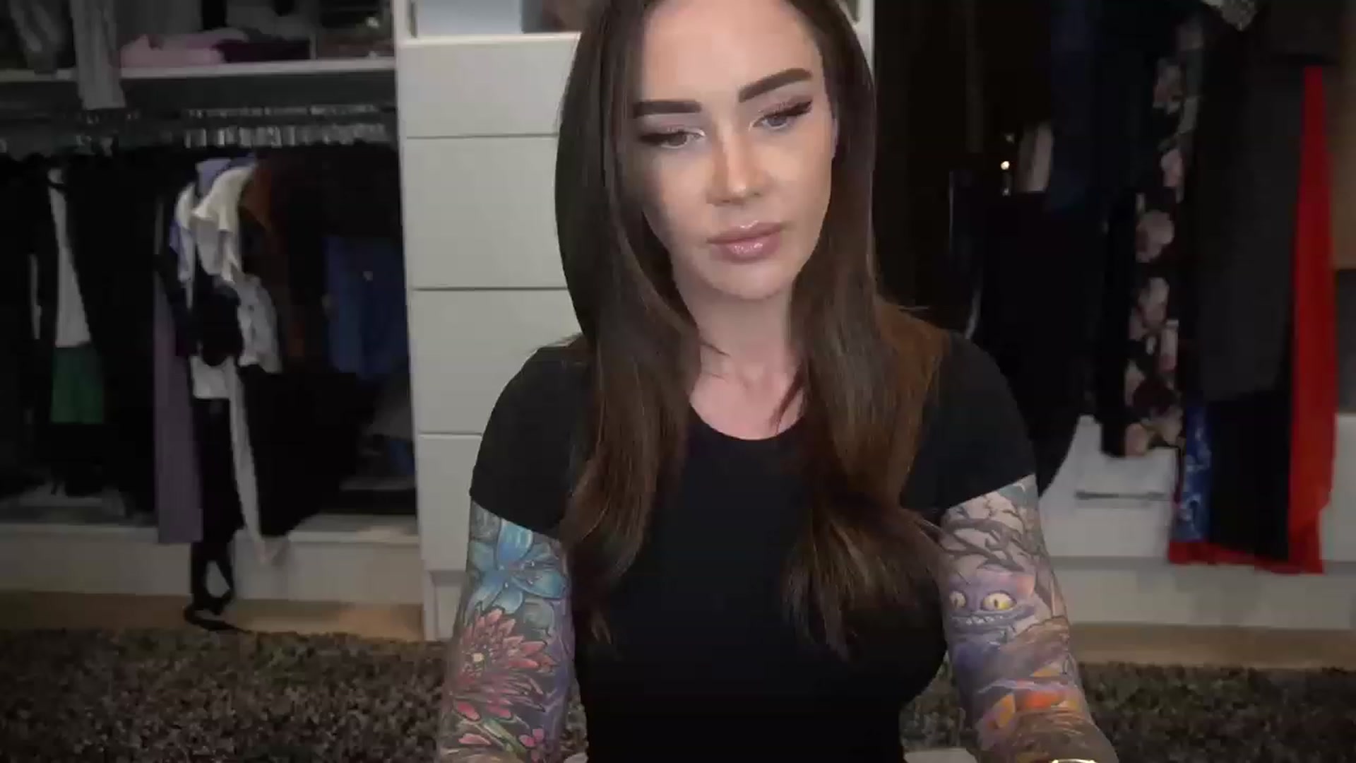 Gallery image thumbnail from VapePapi's myfreecams stream on, 03/14/2023, 22:26 image 9 of 20