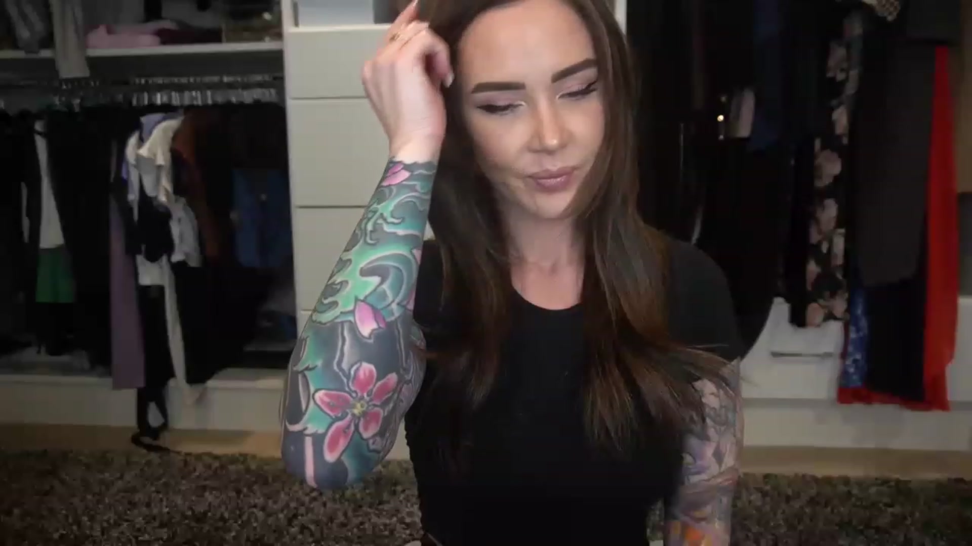 Gallery image thumbnail from VapePapi's myfreecams stream on, 03/14/2023, 22:26 image 20 of 20