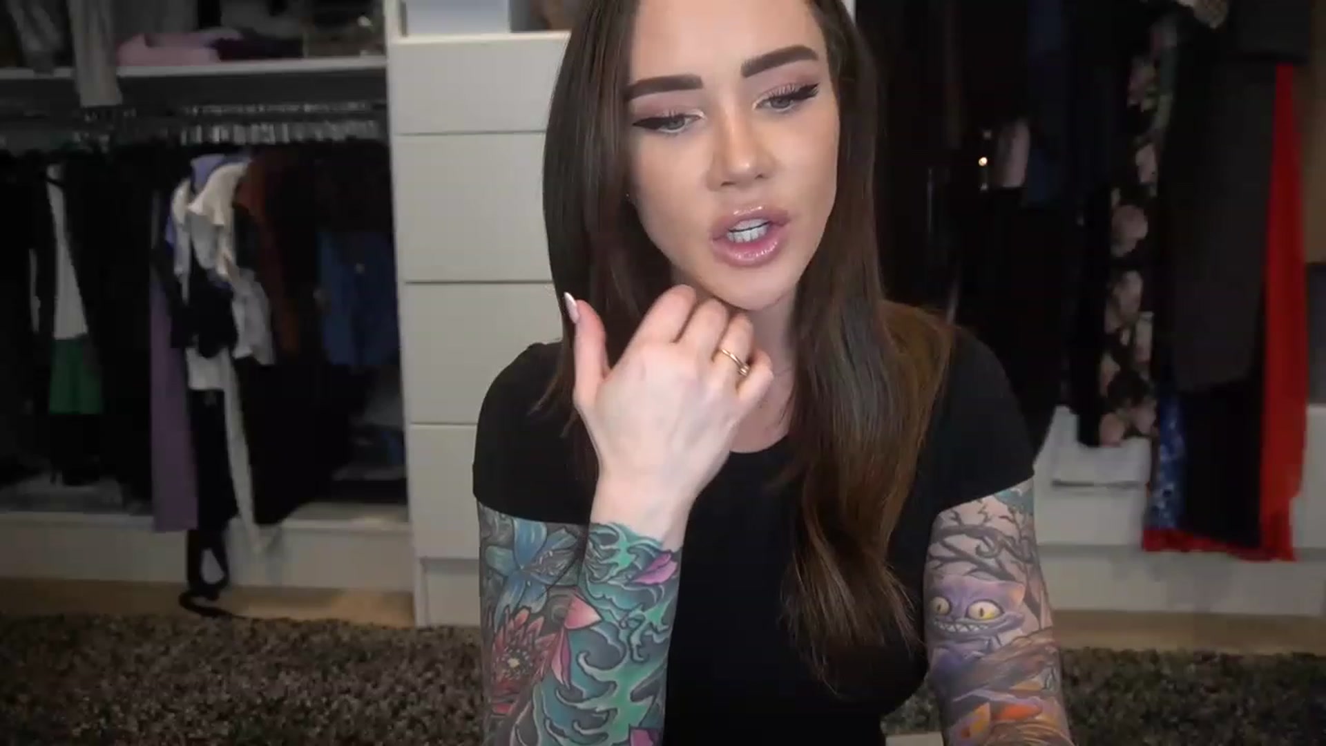 Gallery image thumbnail from VapePapi's myfreecams stream on, 03/14/2023, 22:26 image 11 of 20
