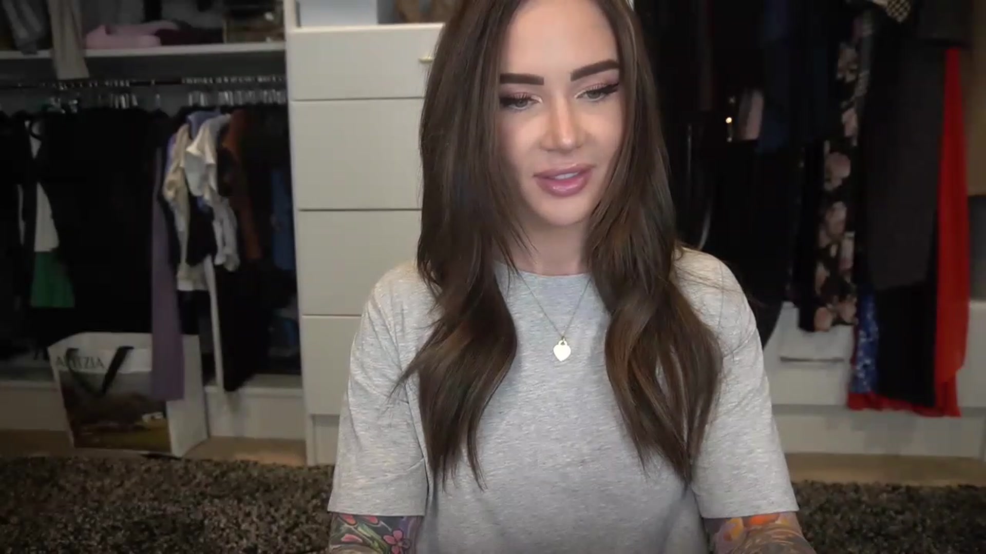 Gallery image thumbnail from VapePapi's myfreecams stream on, 03/15/2023, 22:31 image 17 of 20