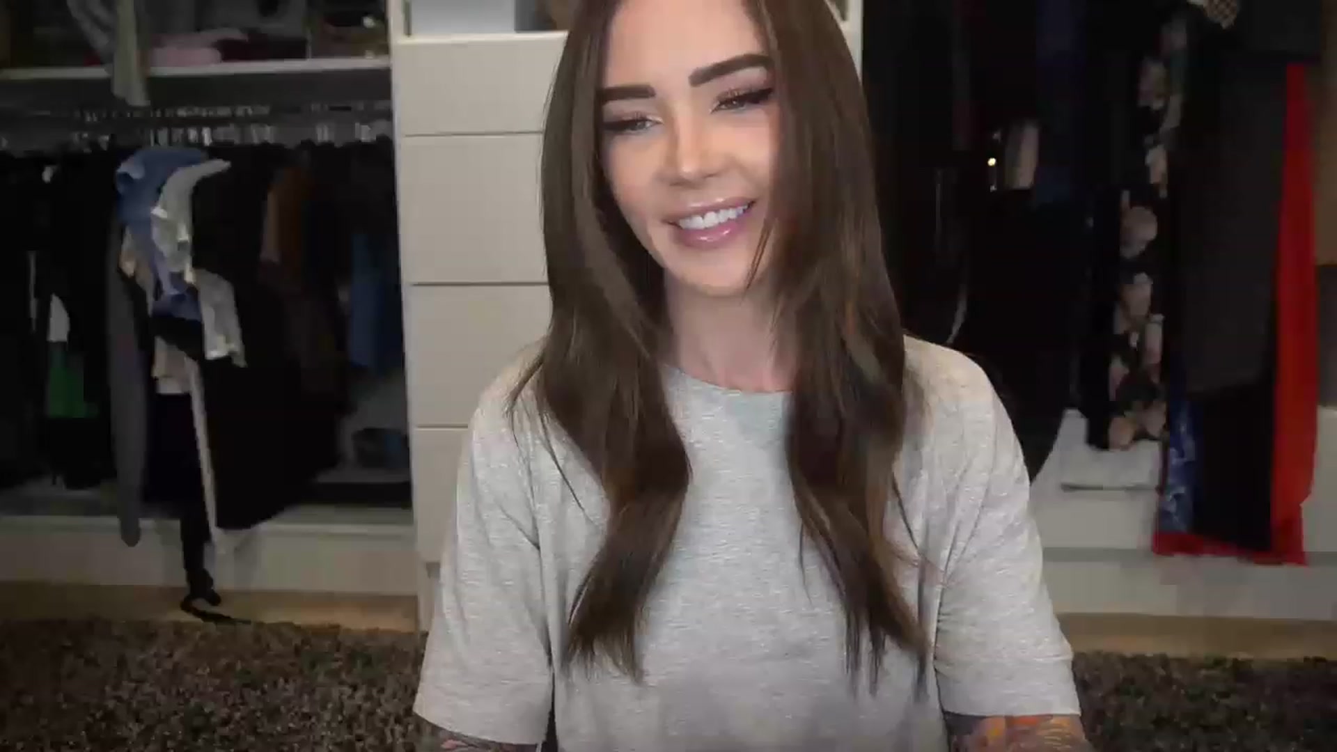 Gallery image thumbnail from VapePapi's myfreecams stream on, 03/17/2023, 22:32 image 5 of 20
