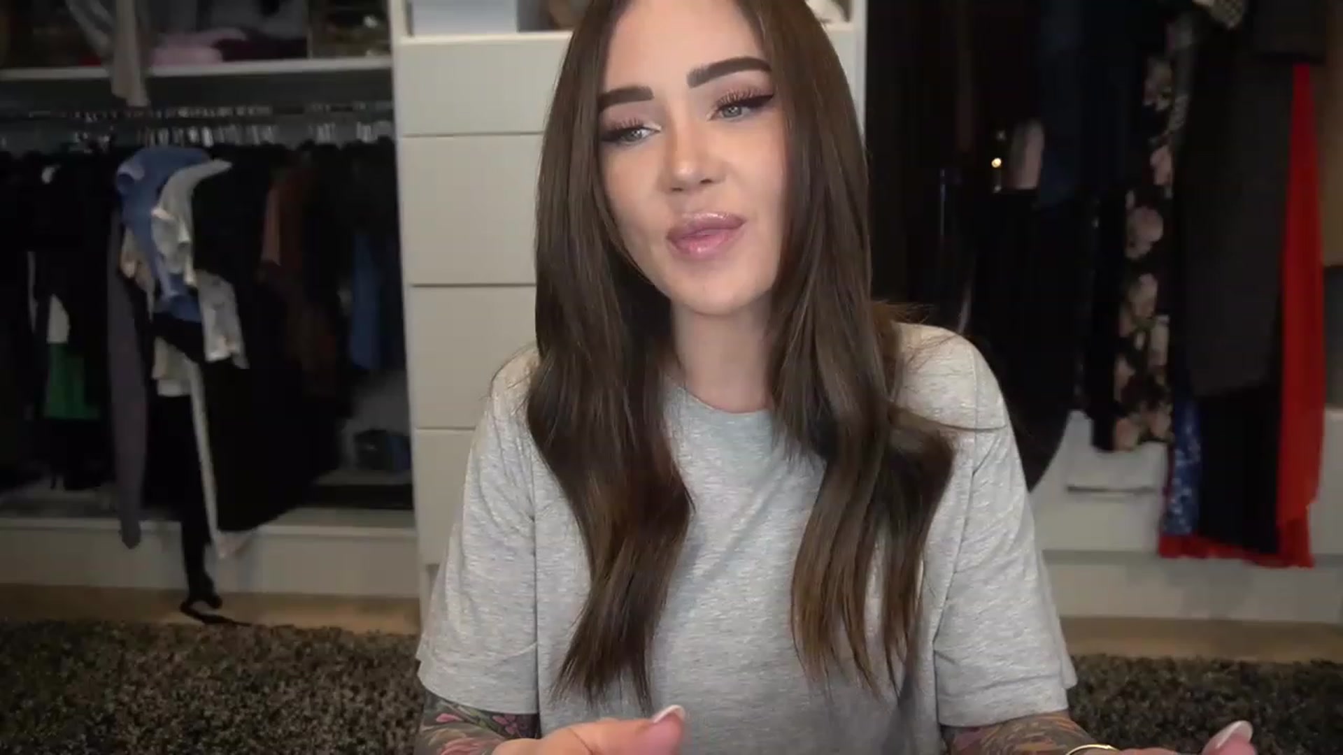 Gallery image thumbnail from VapePapi's myfreecams stream on, 03/17/2023, 22:32 image 13 of 20