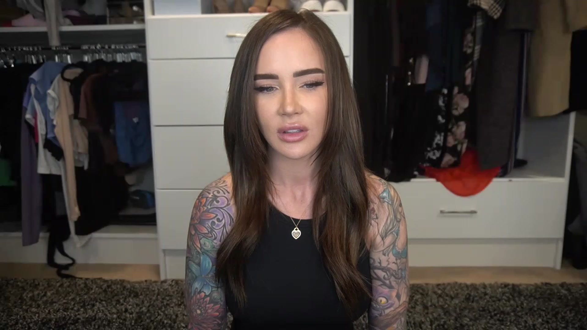 Gallery image thumbnail from VapePapi's myfreecams stream on, 03/22/2023, 22:30 image 20 of 20
