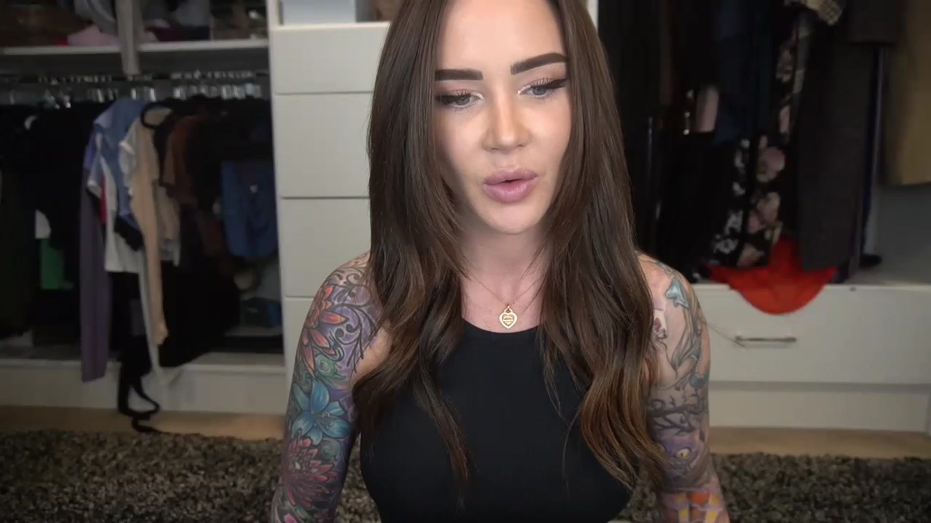 Gallery image thumbnail from VapePapi's myfreecams stream on, 03/23/2023, 22:15 image 20 of 20