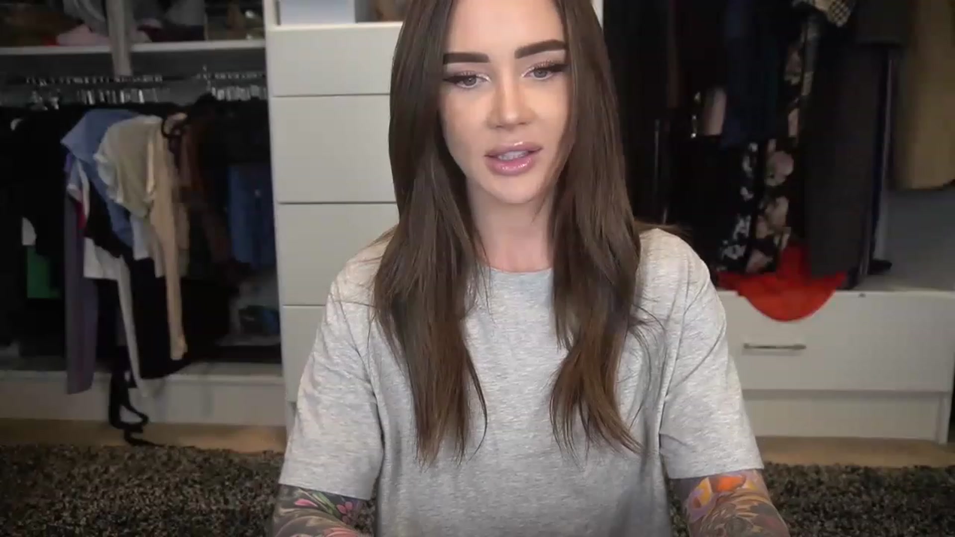Gallery image thumbnail from VapePapi's myfreecams stream on, 03/24/2023, 22:24 image 3 of 20