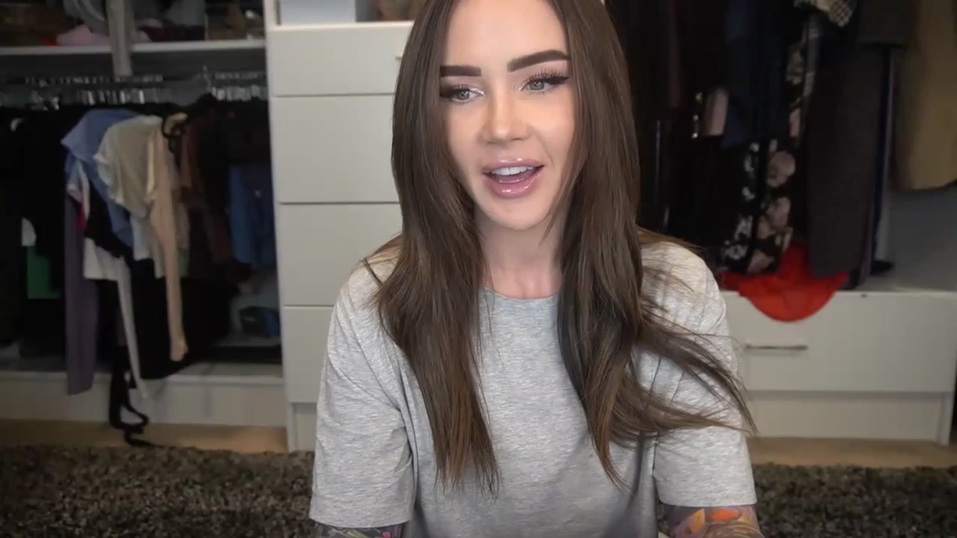Gallery image thumbnail from VapePapi's myfreecams stream on, 03/24/2023, 22:24 image 1 of 20