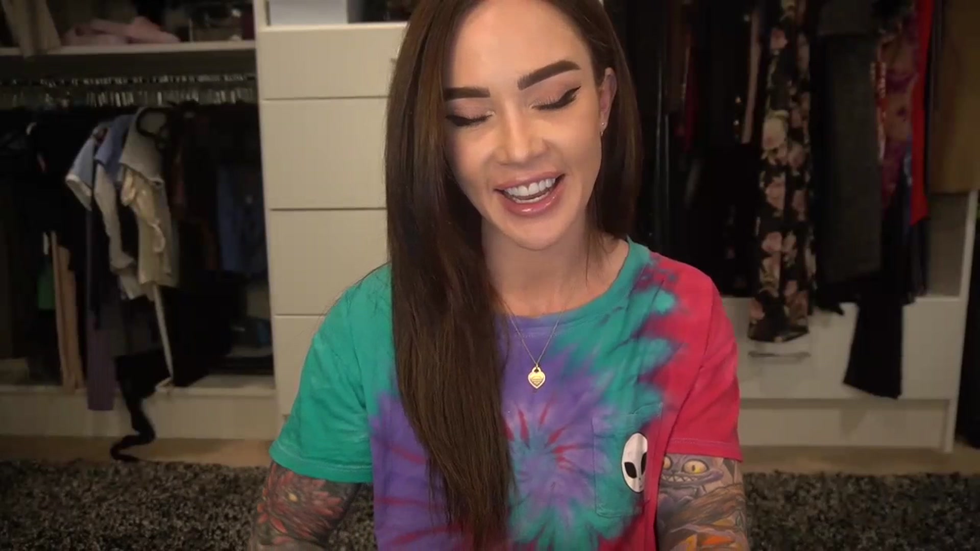 Gallery image thumbnail from VapePapi's myfreecams stream on, 04/19/2023, 22:35 image 9 of 20