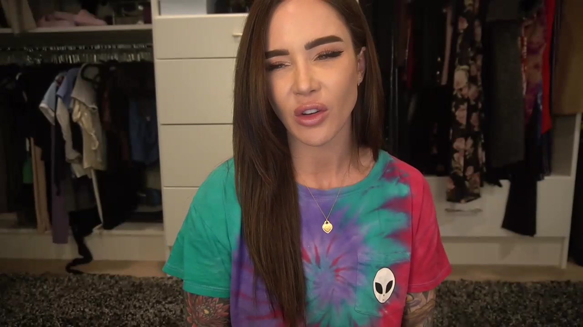 Gallery image thumbnail from VapePapi's myfreecams stream on, 04/19/2023, 22:35 image 14 of 20