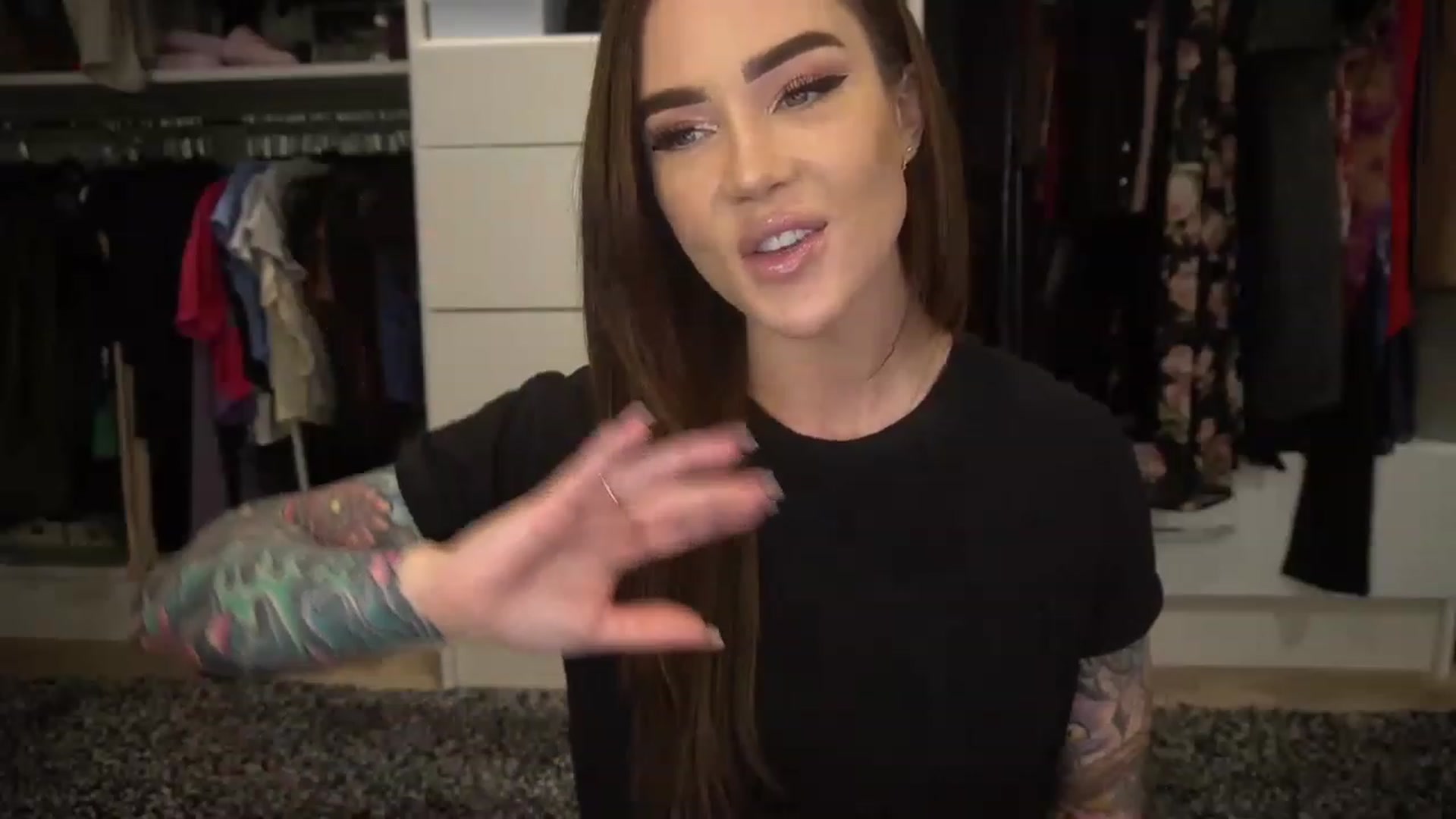 Gallery image thumbnail from VapePapi's myfreecams stream on, 04/25/2023, 22:18 image 5 of 20