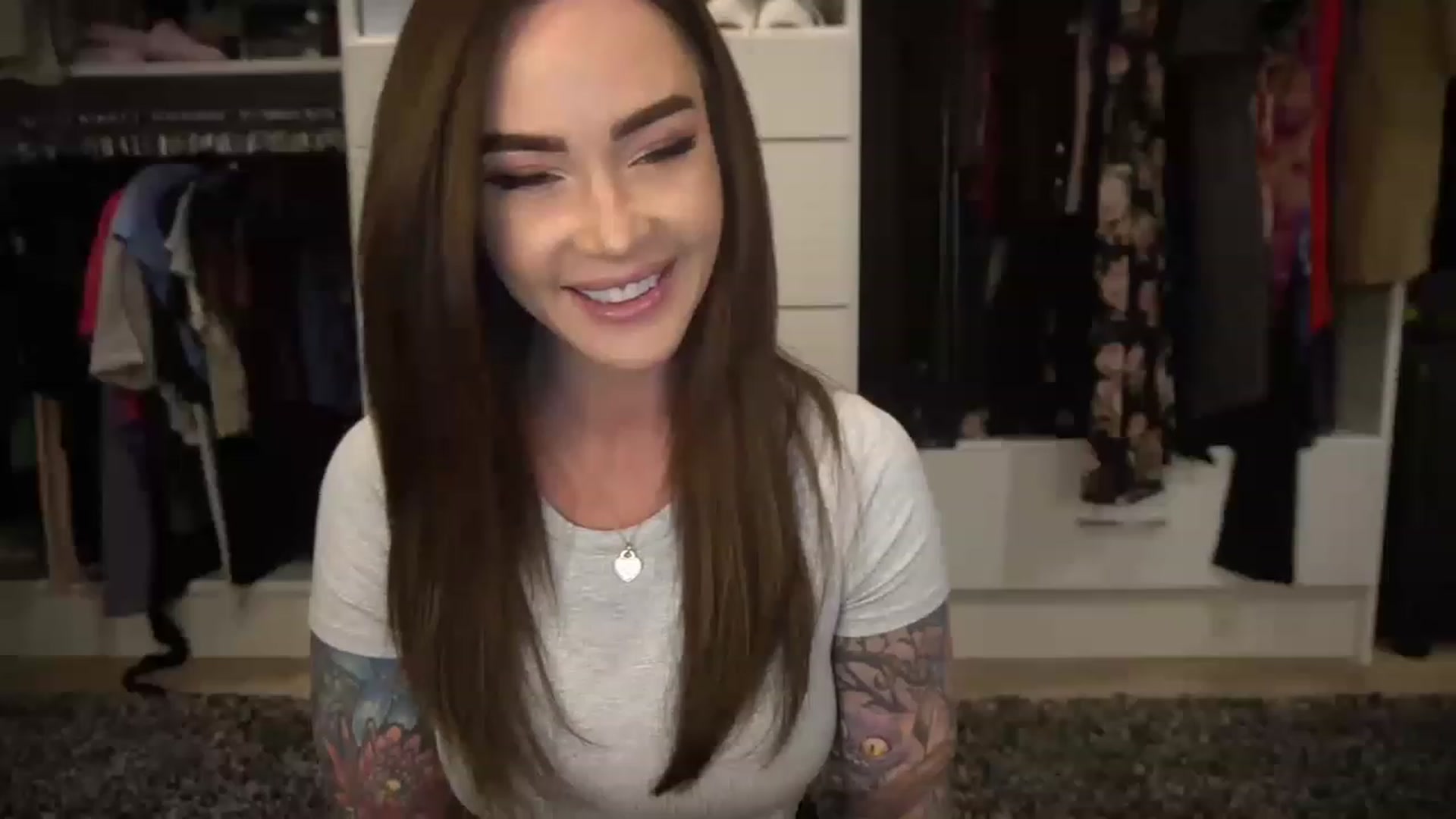 Gallery image thumbnail from VapePapi's myfreecams stream on, 04/26/2023, 22:34 image 7 of 20
