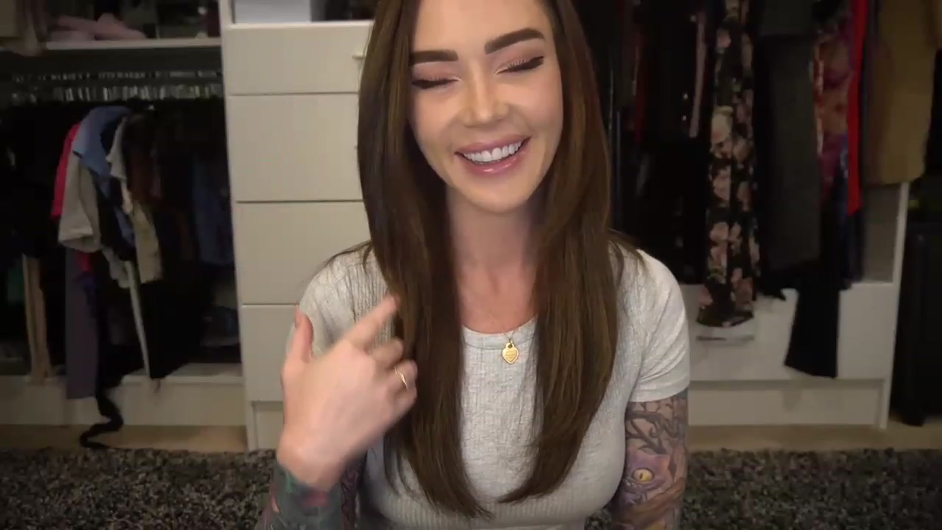 Gallery image thumbnail from VapePapi's myfreecams stream on, 04/26/2023, 22:34 image 9 of 20