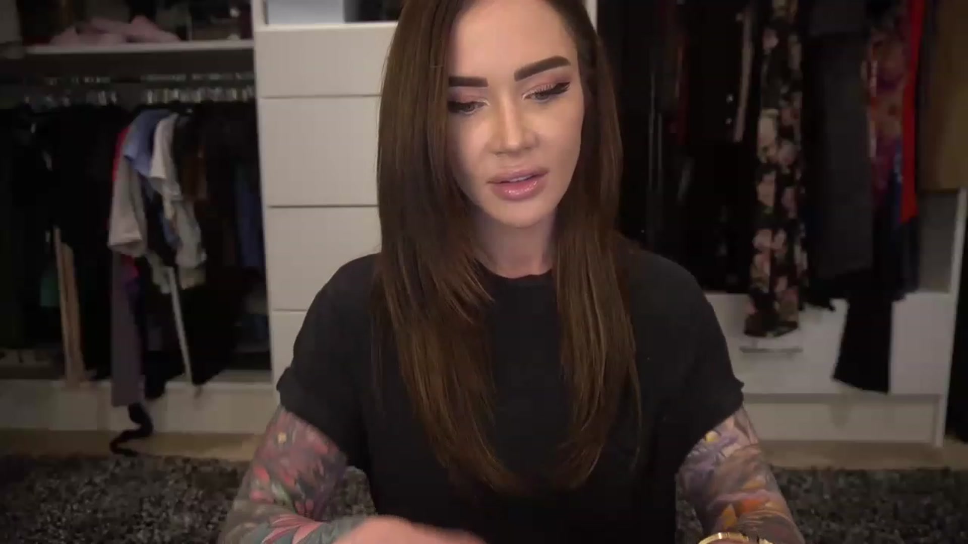 Gallery image thumbnail from VapePapi's myfreecams stream on, 04/27/2023, 22:32 image 16 of 20