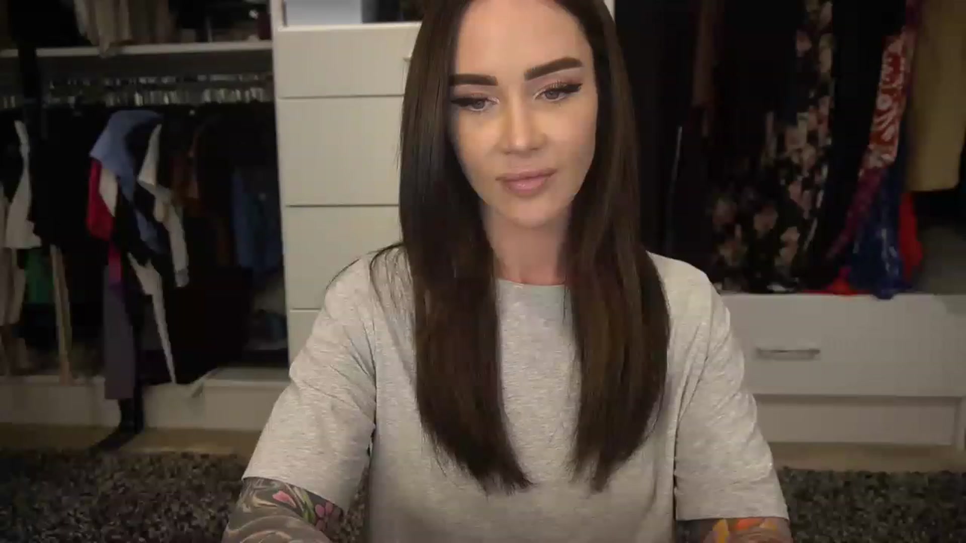 Gallery image thumbnail from VapePapi's myfreecams stream on, 05/03/2023, 22:31 image 7 of 20