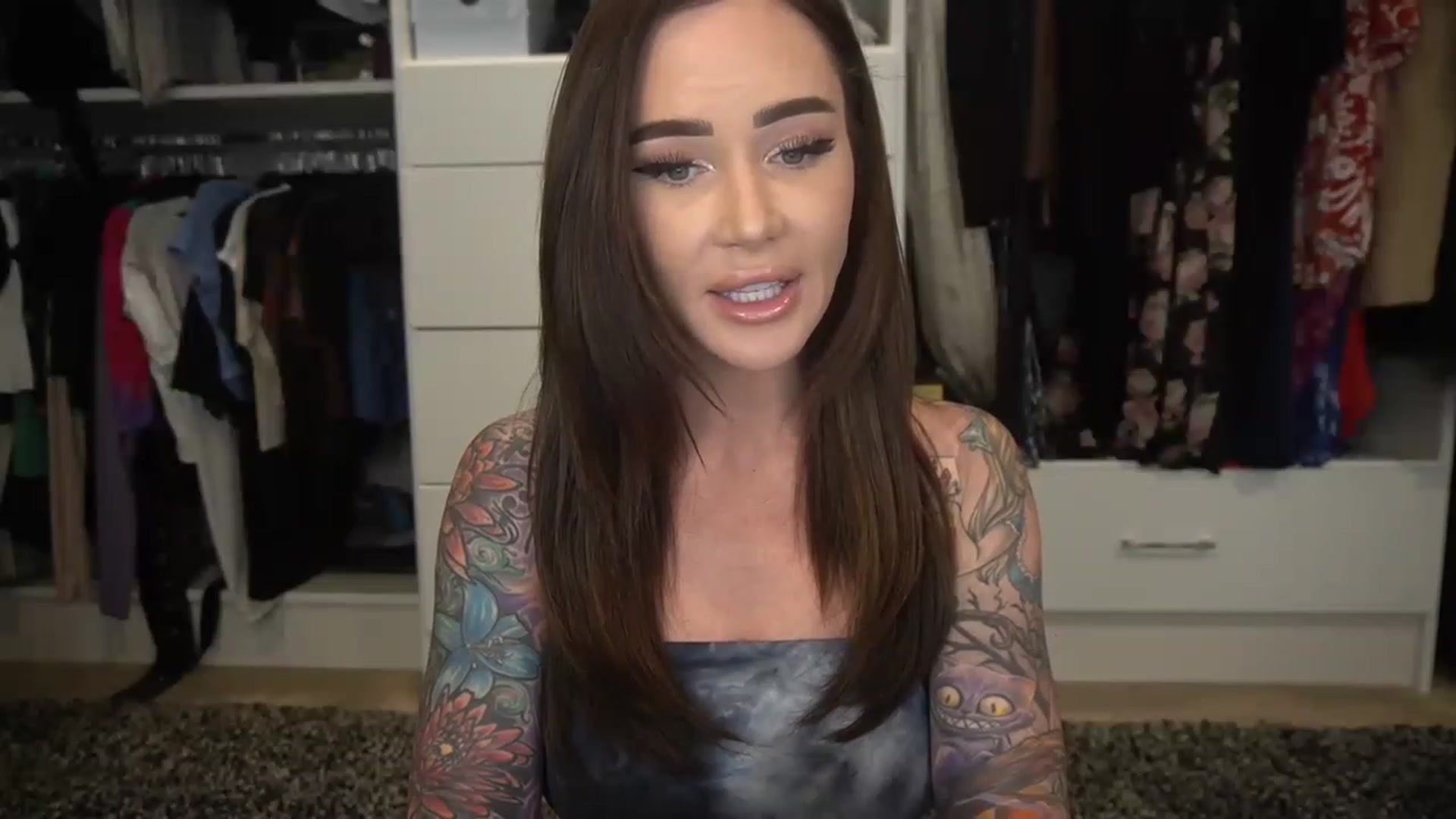 Gallery image thumbnail from VapePapi's myfreecams stream on, 05/14/2023, 20:01 image 16 of 20