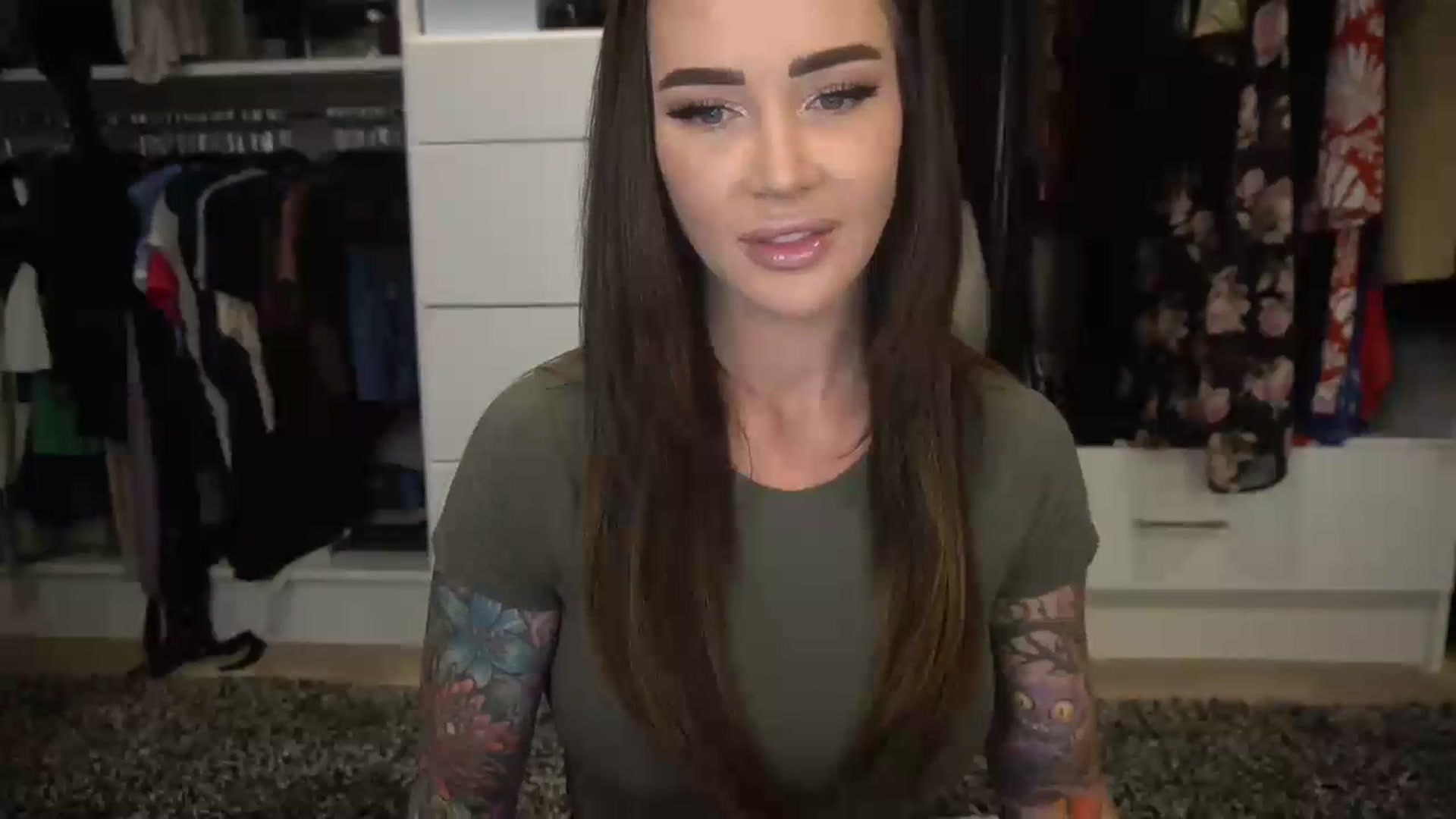 Gallery image thumbnail from VapePapi's myfreecams stream on, 06/11/2023, 19:24 image 19 of 20