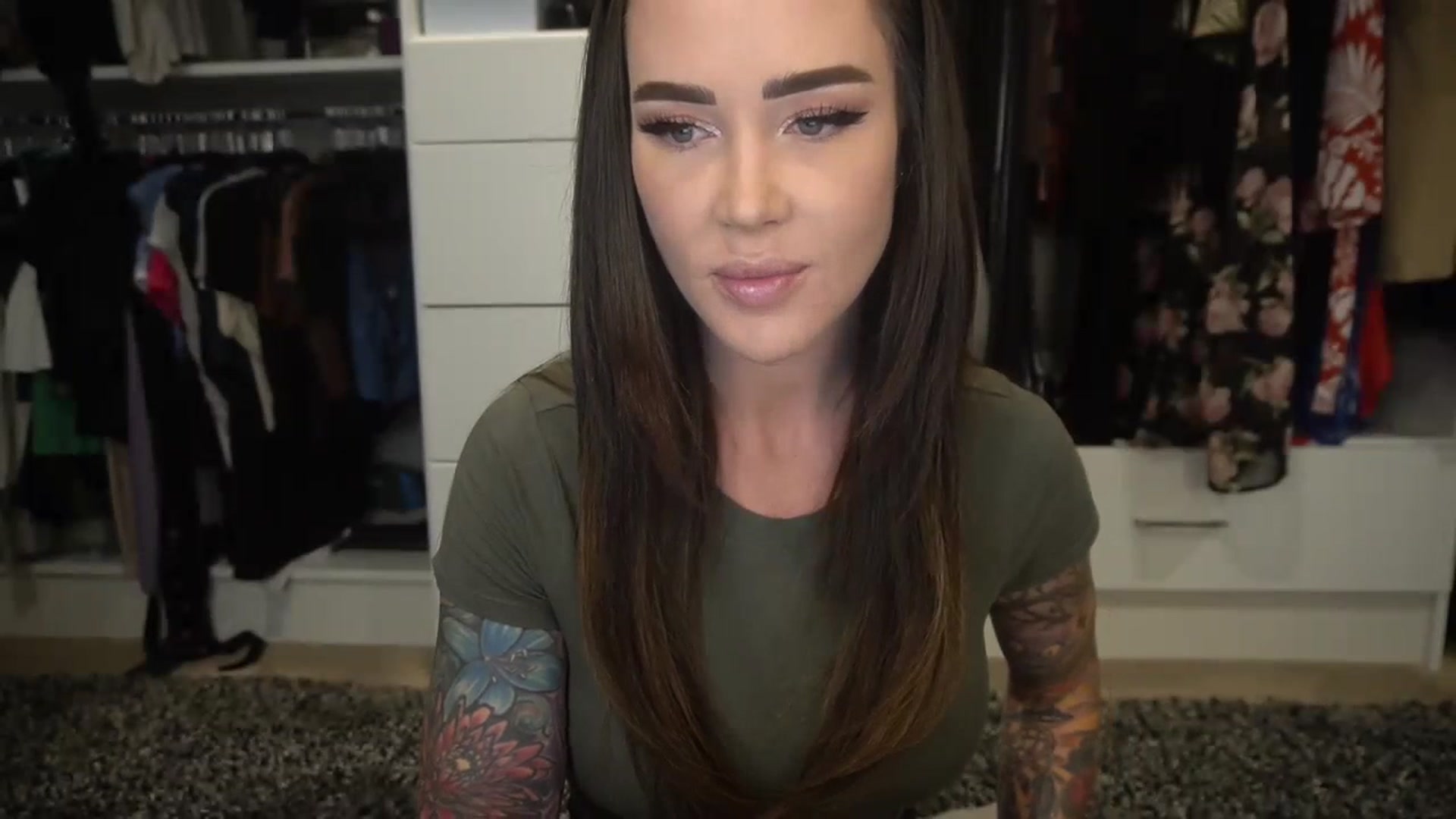 Gallery image thumbnail from VapePapi's myfreecams stream on, 06/11/2023, 19:24 image 6 of 20