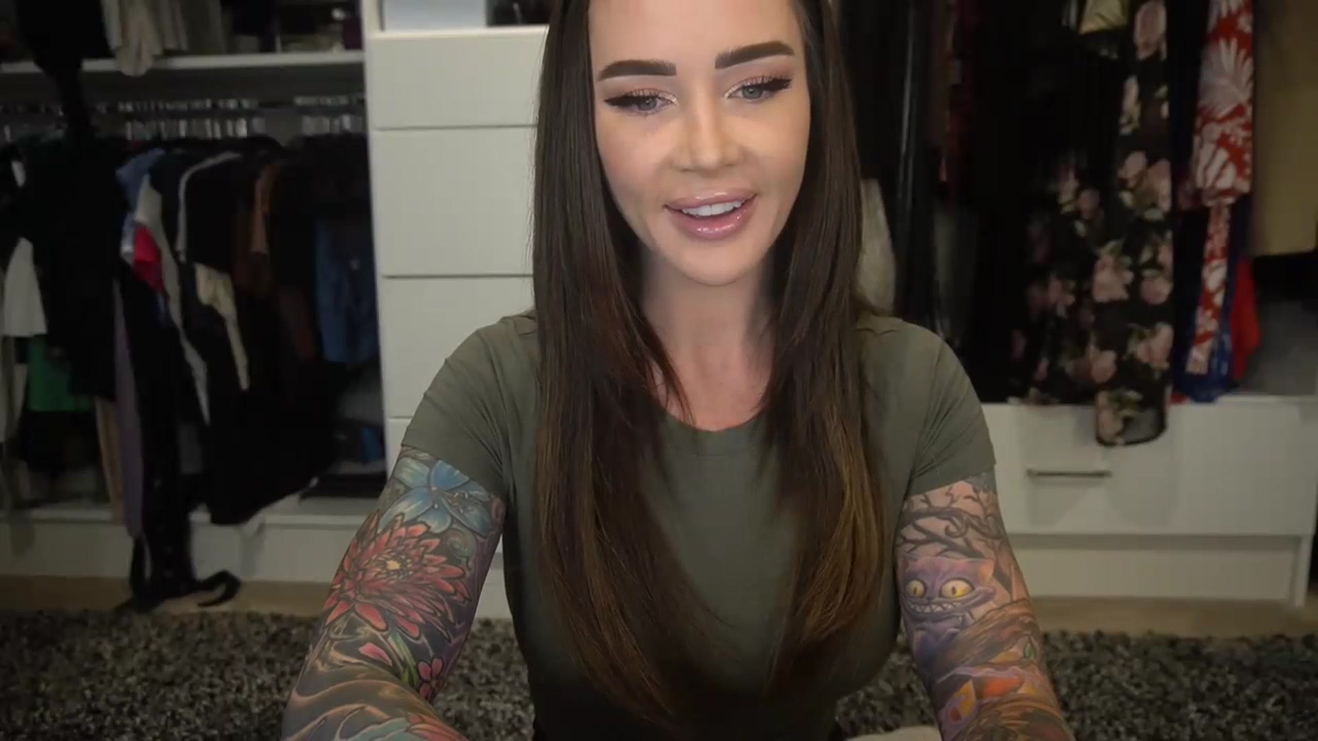 Gallery image thumbnail from VapePapi's myfreecams stream on, 06/11/2023, 19:24 image 5 of 20