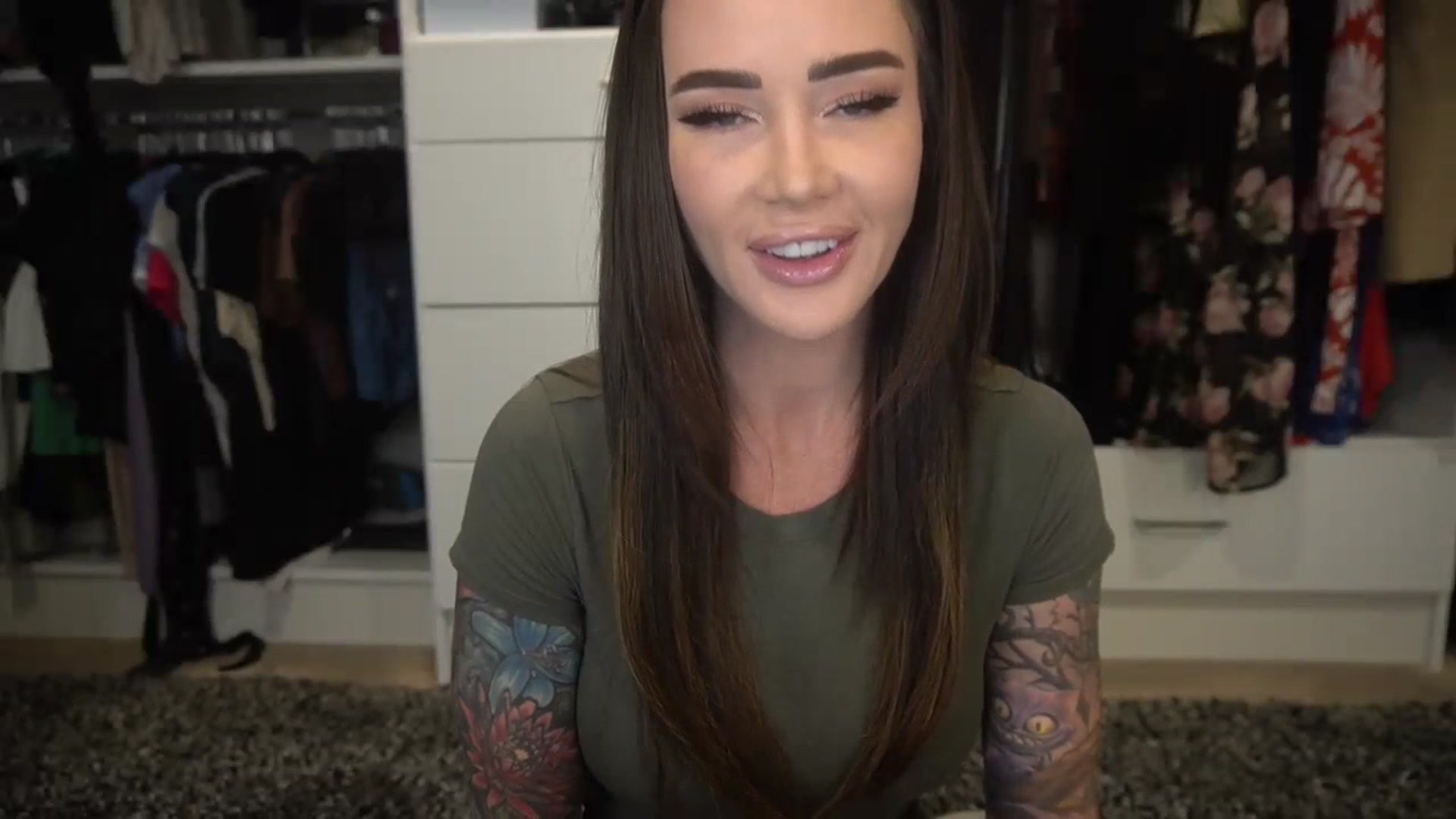 Gallery image thumbnail from VapePapi's myfreecams stream on, 06/11/2023, 19:24 image 7 of 20