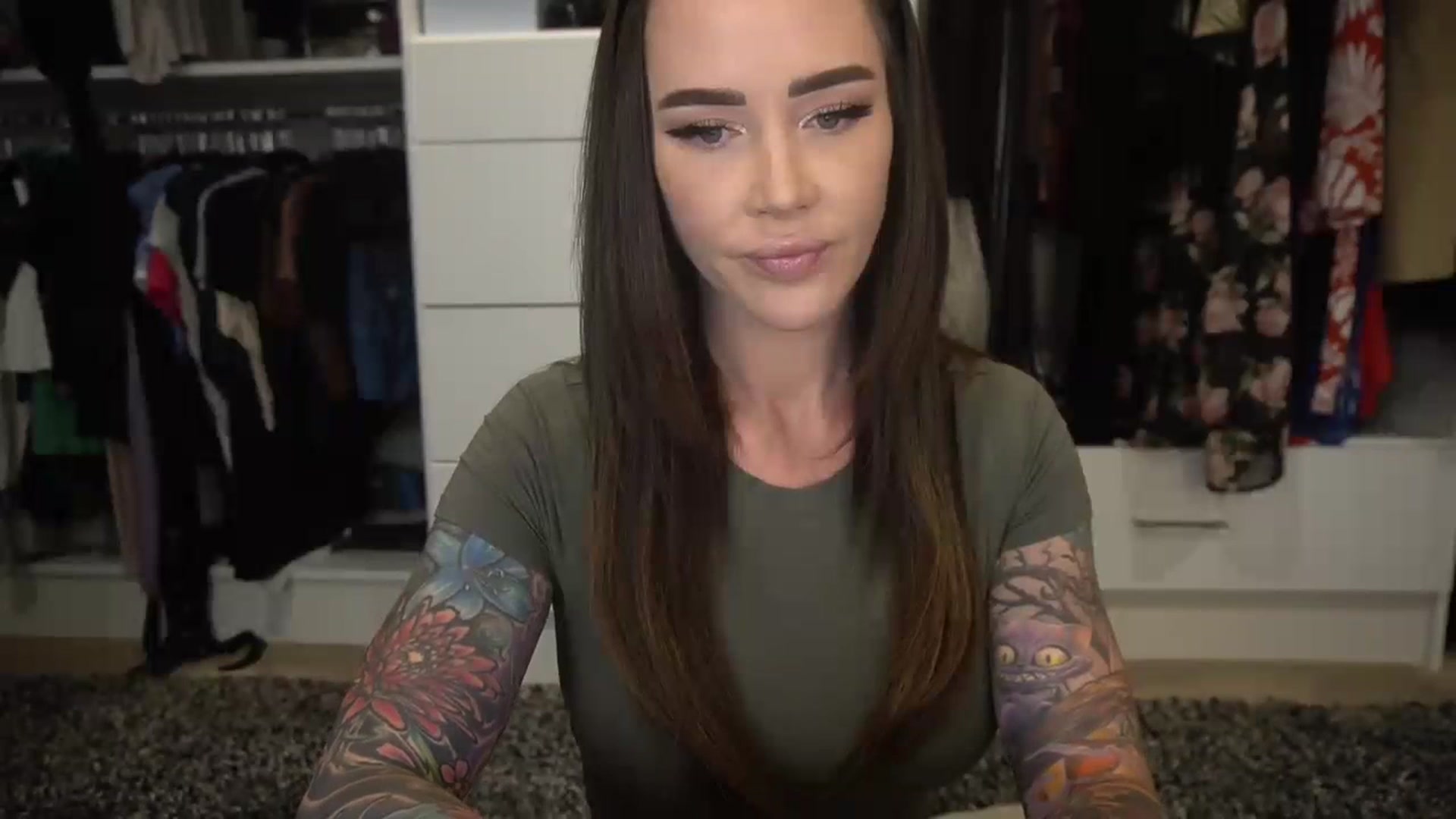 Gallery image thumbnail from VapePapi's myfreecams stream on, 06/11/2023, 19:24 image 15 of 20