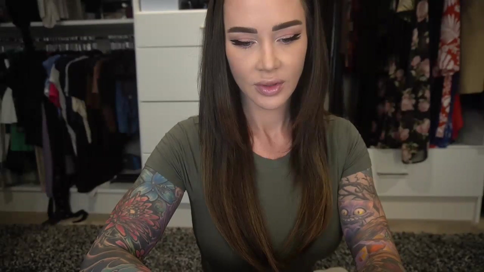 Gallery image thumbnail from VapePapi's myfreecams stream on, 06/11/2023, 19:24 image 9 of 20