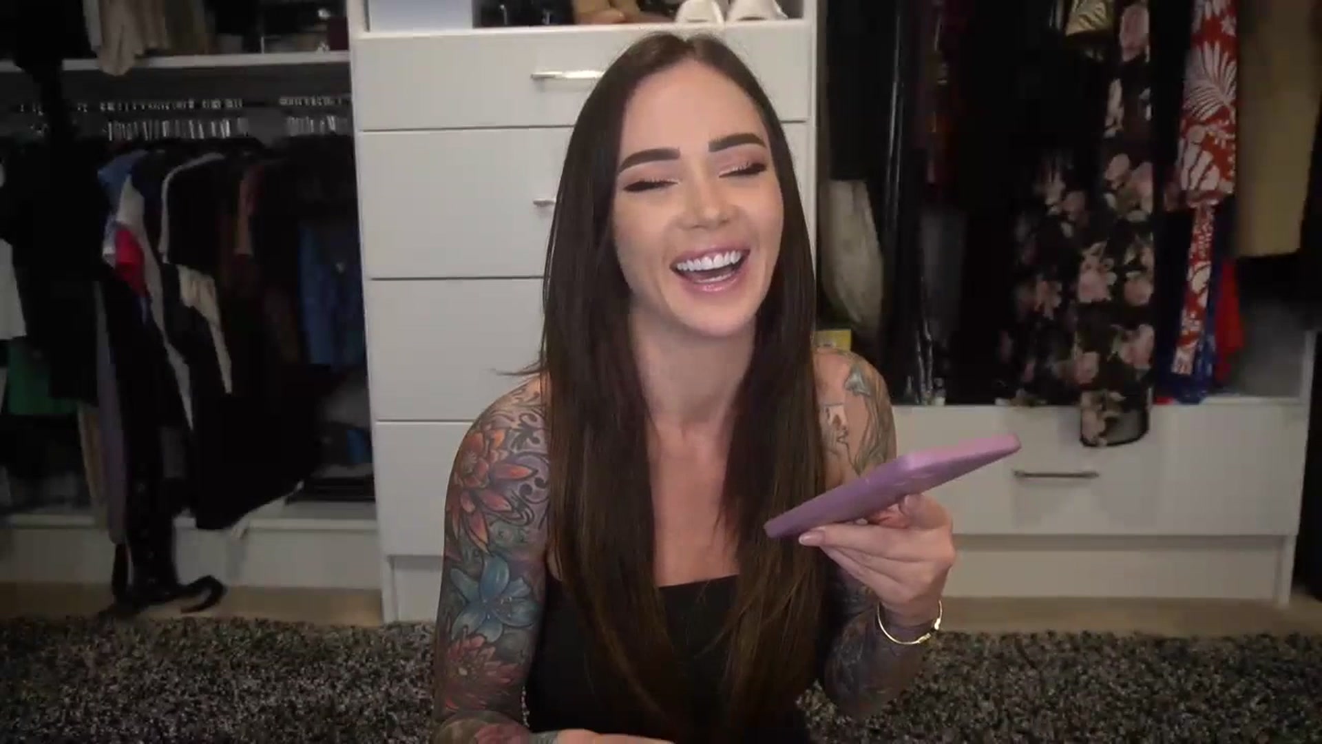 Gallery image thumbnail from VapePapi's myfreecams stream on, 06/12/2023, 22:31 image 17 of 20