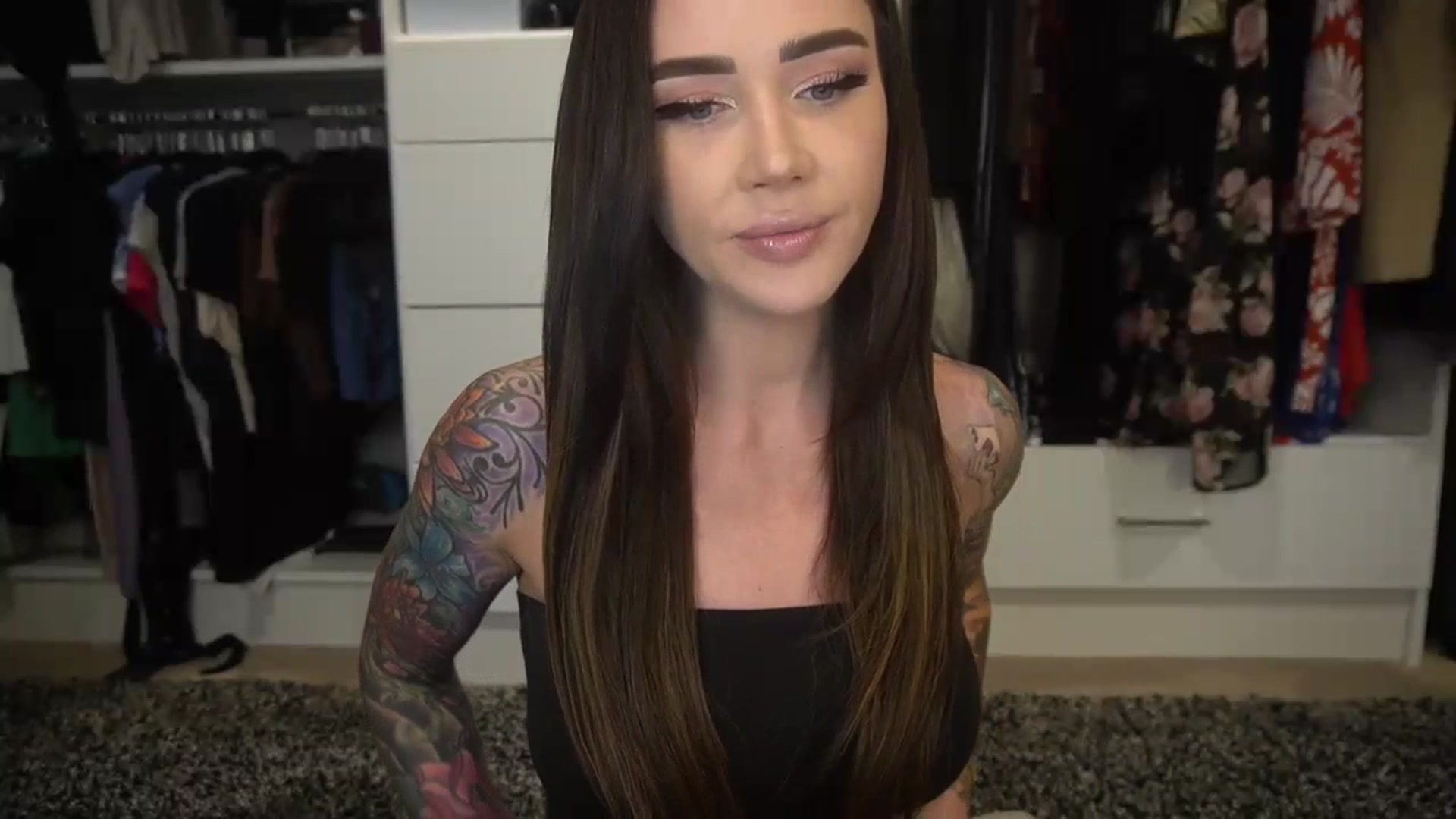 Gallery image thumbnail from VapePapi's myfreecams stream on, 06/12/2023, 22:31 image 2 of 20