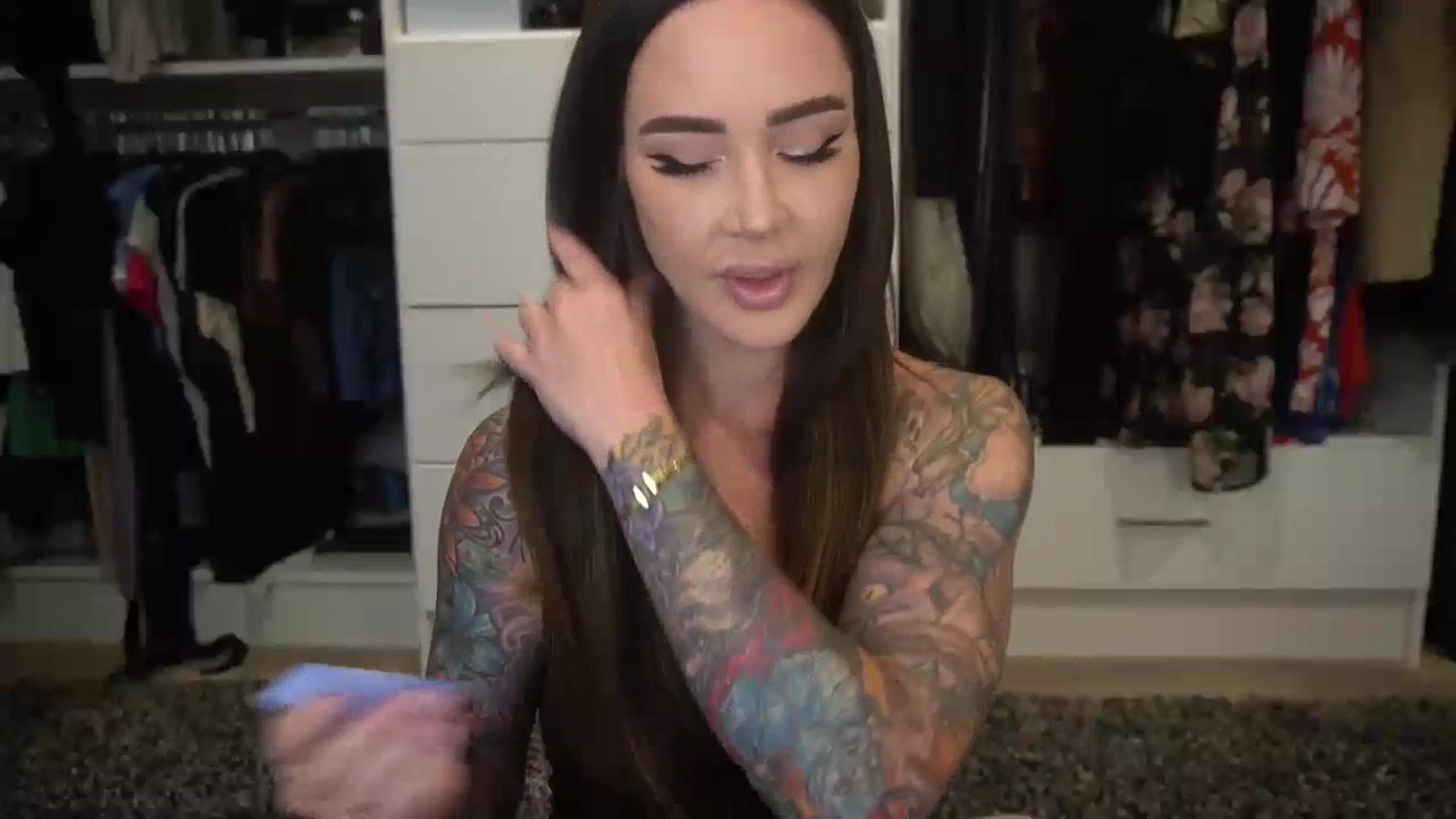 Gallery image thumbnail from VapePapi's myfreecams stream on, 06/12/2023, 22:31 image 8 of 20