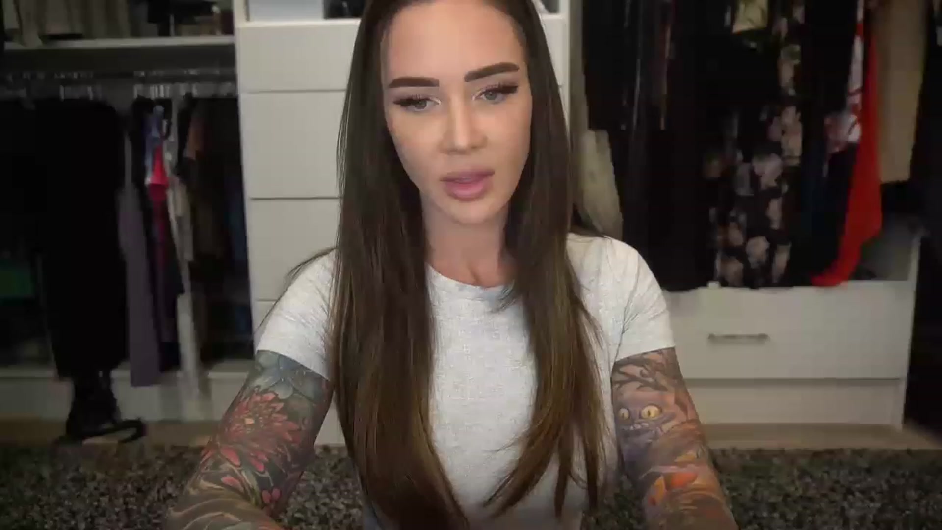 Gallery image thumbnail from VapePapi's myfreecams stream on, 06/25/2023, 20:01 image 10 of 20