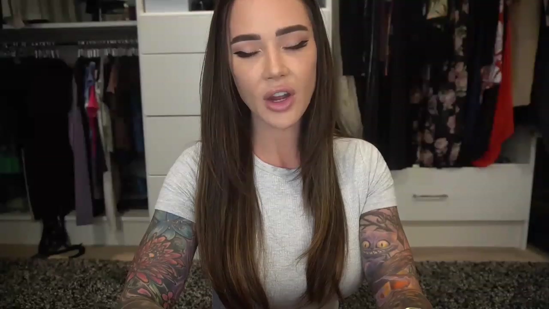 Gallery image thumbnail from VapePapi's myfreecams stream on, 06/25/2023, 20:01 image 11 of 20