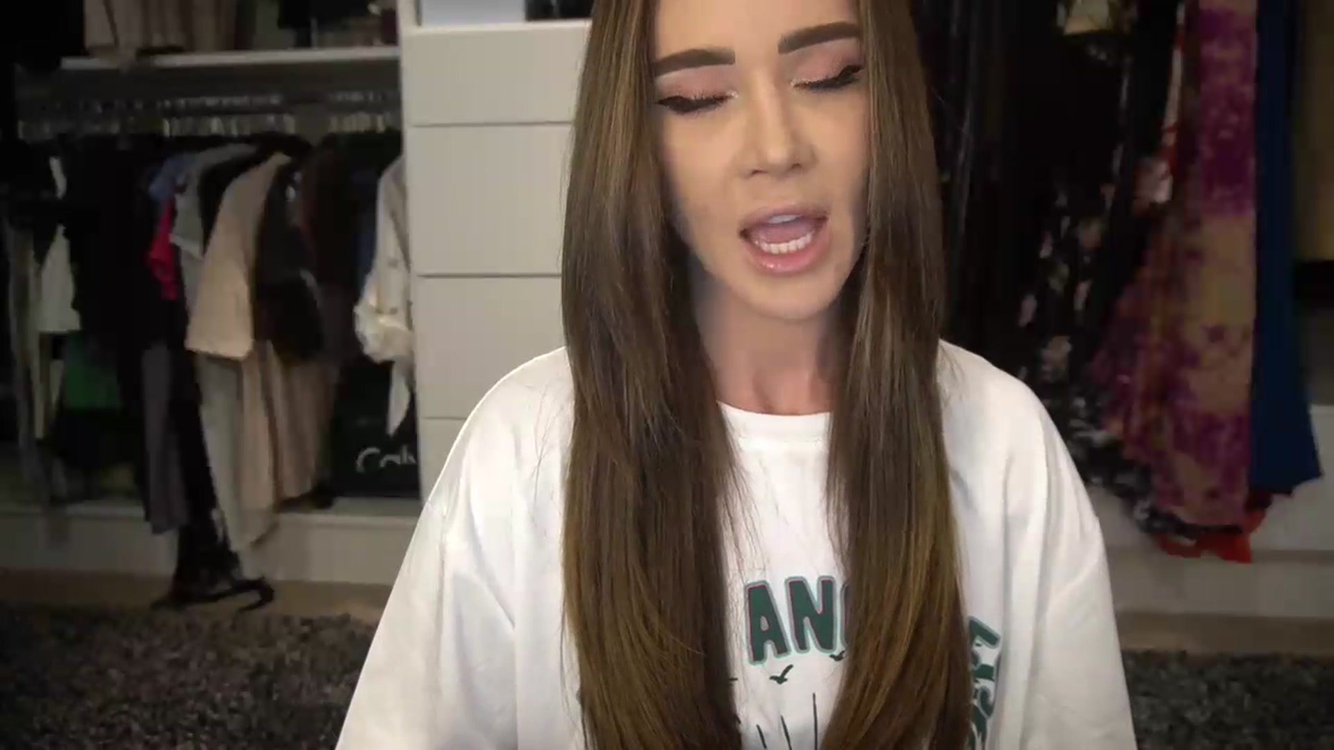 Gallery image thumbnail from VapePapi's myfreecams stream on, 07/12/2023, 22:19 image 20 of 20