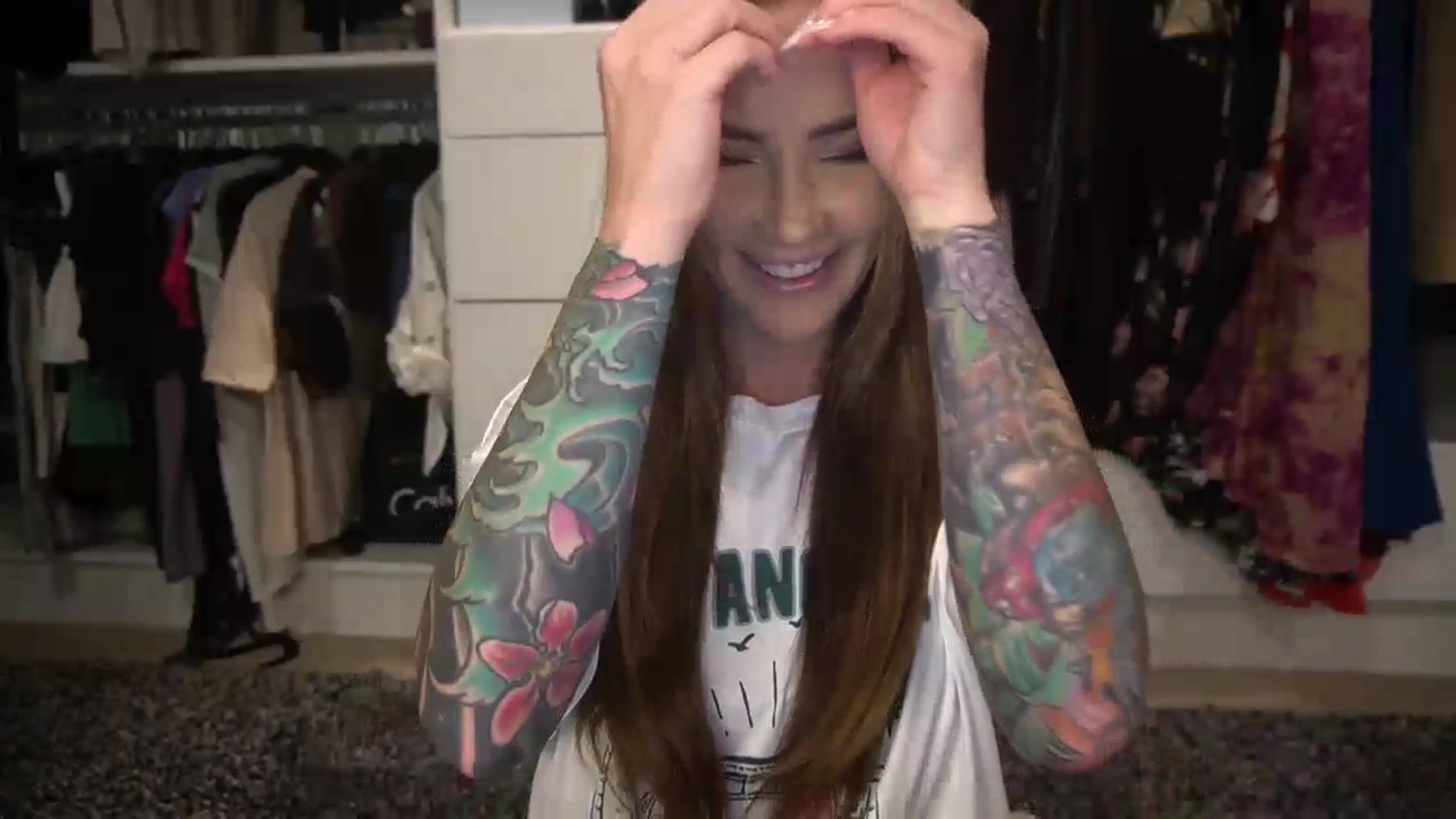 Gallery image thumbnail from VapePapi's myfreecams stream on, 07/12/2023, 22:19 image 6 of 20