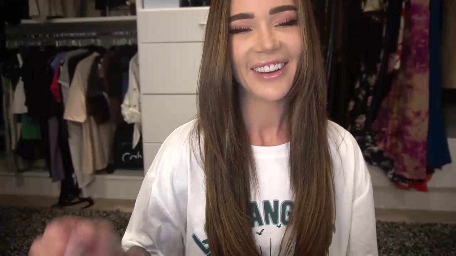 Gallery image thumbnail from VapePapi's myfreecams stream on, 07/12/2023, 22:19 image 5 of 20