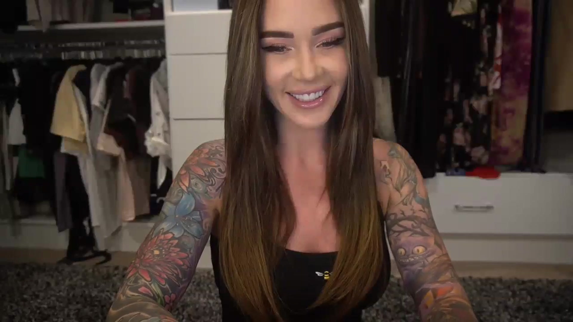 Gallery image thumbnail from VapePapi's myfreecams stream on, 07/21/2023, 21:58 image 6 of 20
