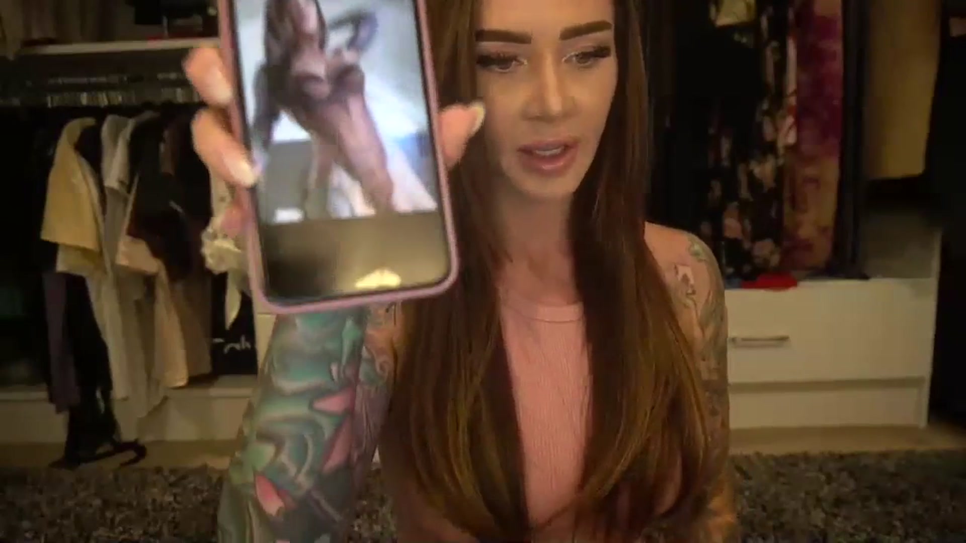 Gallery image thumbnail from VapePapi's myfreecams stream on, 07/25/2023, 20:01 image 6 of 20